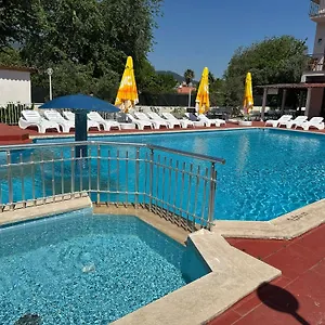 ** Otel Nehir Türkiye