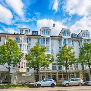 Leonardo West 4* München